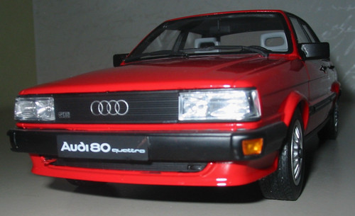 Automodell ottomobile - 1:18,